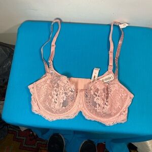 Victoria's Secret Pink Lace Underwire Bra